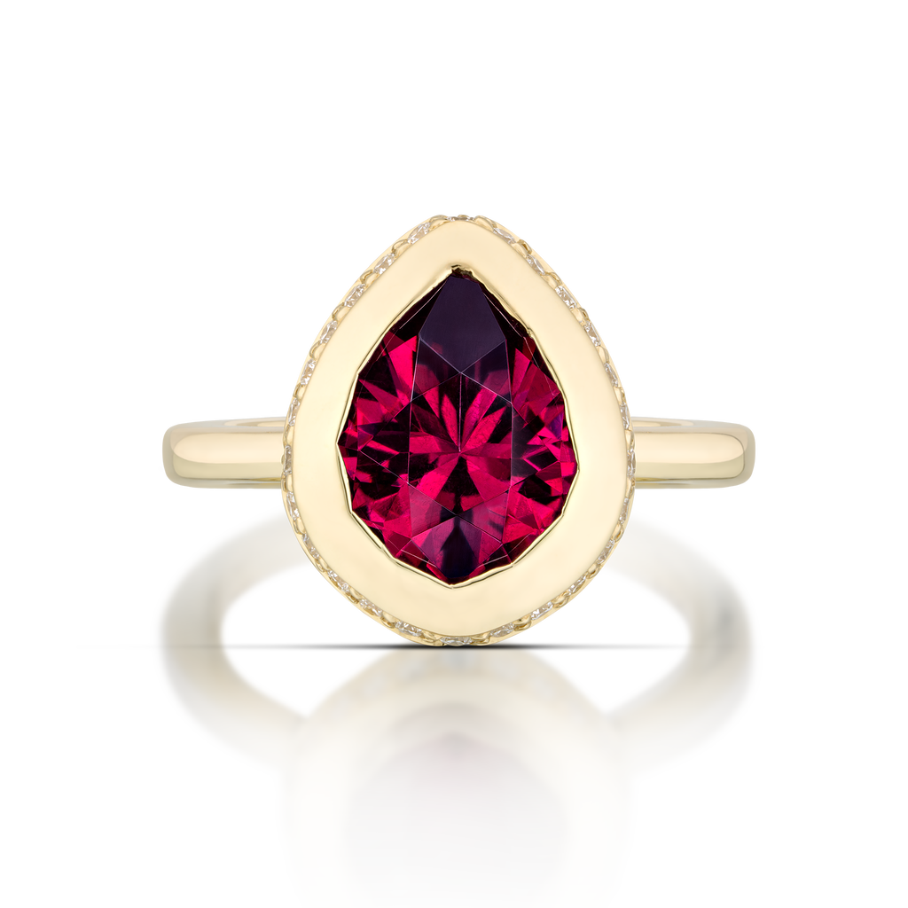Pear shape Rhodolite & diamond ring